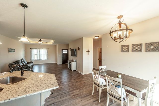 202 Hollow Tree Cir, Castalian Springs, TN 37031