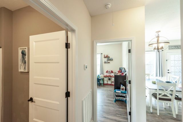 202 Hollow Tree Cir, Castalian Springs, TN 37031