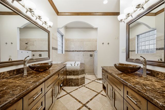 41 Bass Pond Drive, Frisco, TX 75034