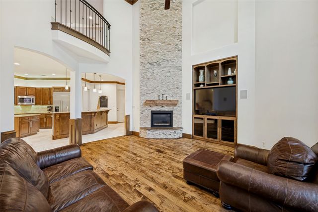 41 Bass Pond Drive, Frisco, TX 75034