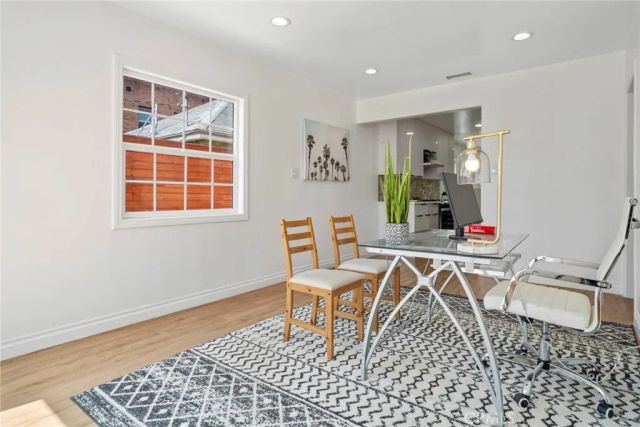 5750 5th Avenue, Los Angeles, CA 90043