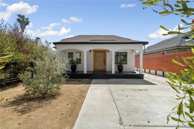 5750 5th Avenue, Los Angeles, CA 90043