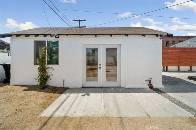 5750 5th Avenue, Los Angeles, CA 90043