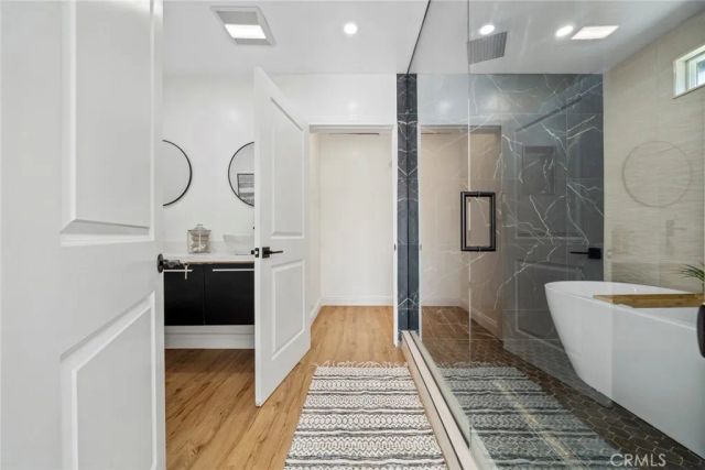 5750 5th Avenue, Los Angeles, CA 90043