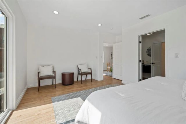 5750 5th Avenue, Los Angeles, CA 90043