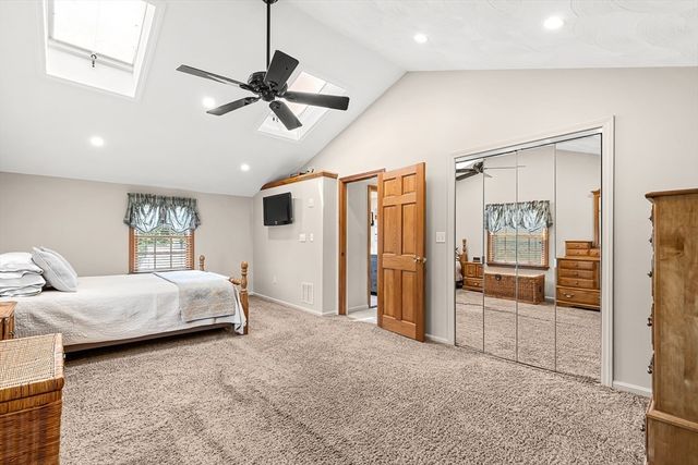 104 Arkansas Rd, Tewksbury, MA 01876