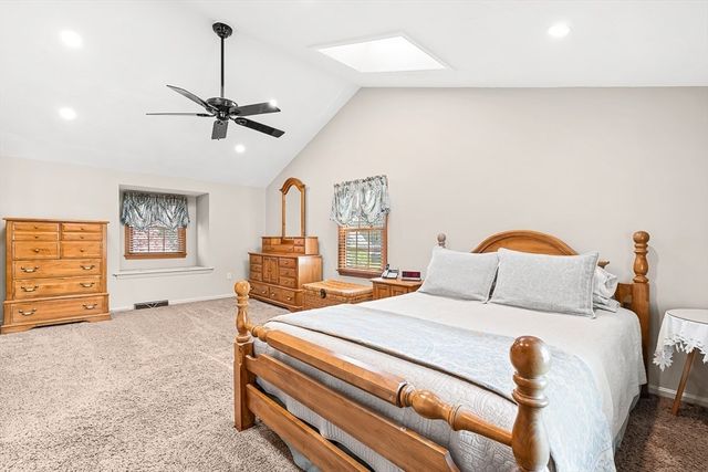 104 Arkansas Rd, Tewksbury, MA 01876