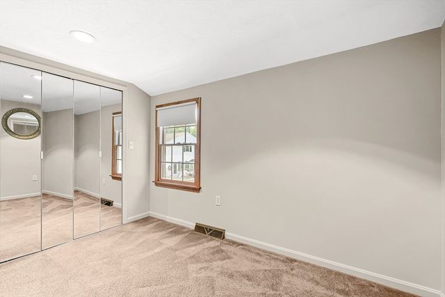 104 Arkansas Rd, Tewksbury, MA 01876
