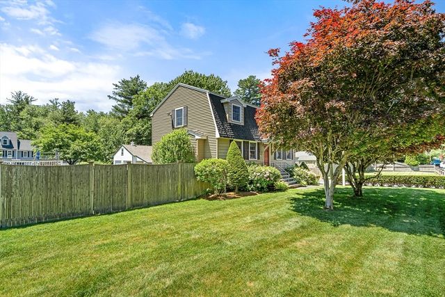 104 Arkansas Rd, Tewksbury, MA 01876