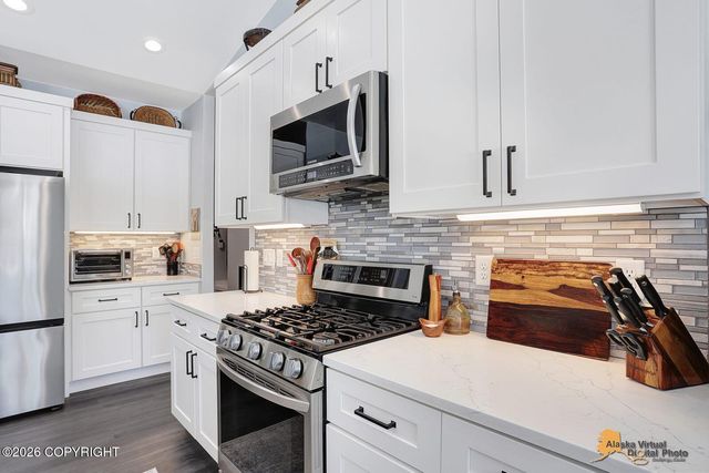 4500 N Baloo Drive, Wasilla, AK 99654