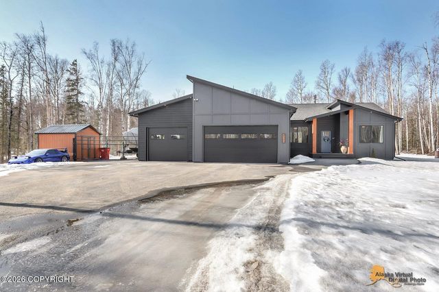 4500 N Baloo Drive, Wasilla, AK 99654