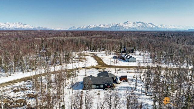 4500 N Baloo Drive, Wasilla, AK 99654