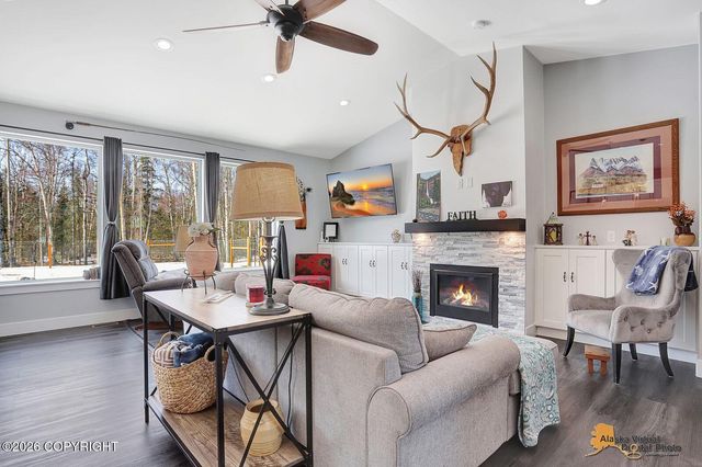 4500 N Baloo Drive, Wasilla, AK 99654