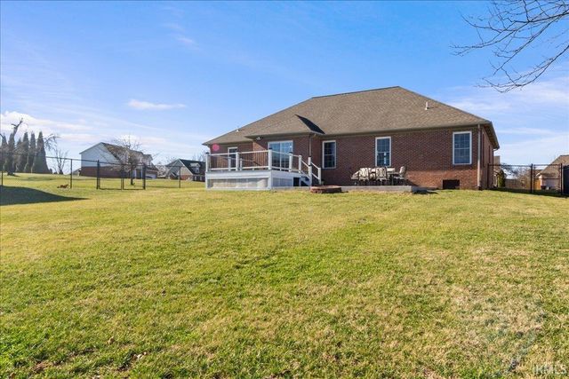 2744 Reinford Drive, Newburgh, IN 47630