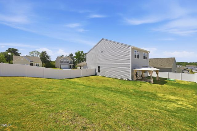 720 Shepard Rock Drive, Zebulon, NC 27597