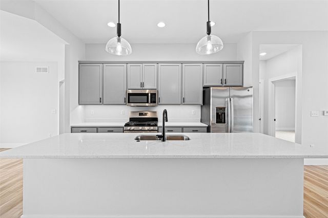 2883 Blue Sage Drive B, Coralville, IA 52241