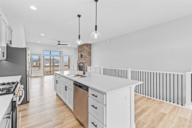 2883 Blue Sage Drive B, Coralville, IA 52241