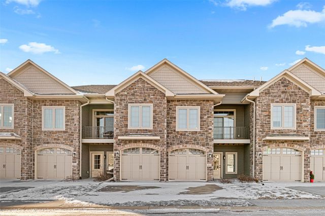 2883 Blue Sage Drive B, Coralville, IA 52241
