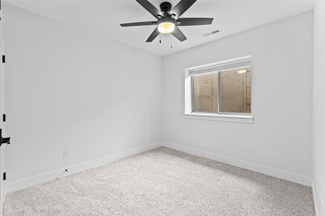 2883 Blue Sage Drive B, Coralville, IA 52241