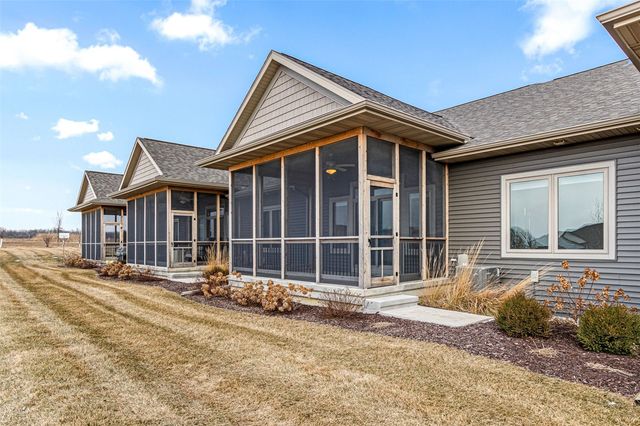 2883 Blue Sage Drive B, Coralville, IA 52241