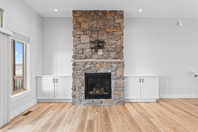 2883 Blue Sage Drive B, Coralville, IA 52241