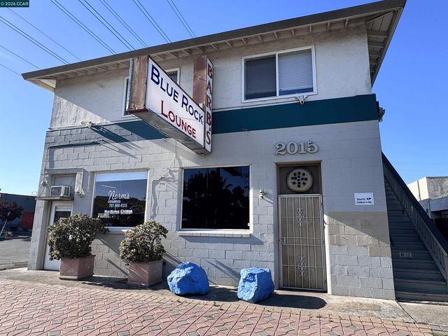 2015 Springs Rd, Vallejo, CA 94591