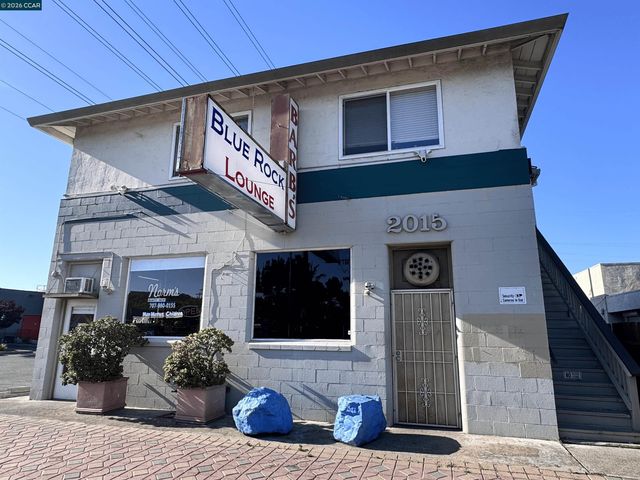 2015 Springs Rd, Vallejo, CA 94591
