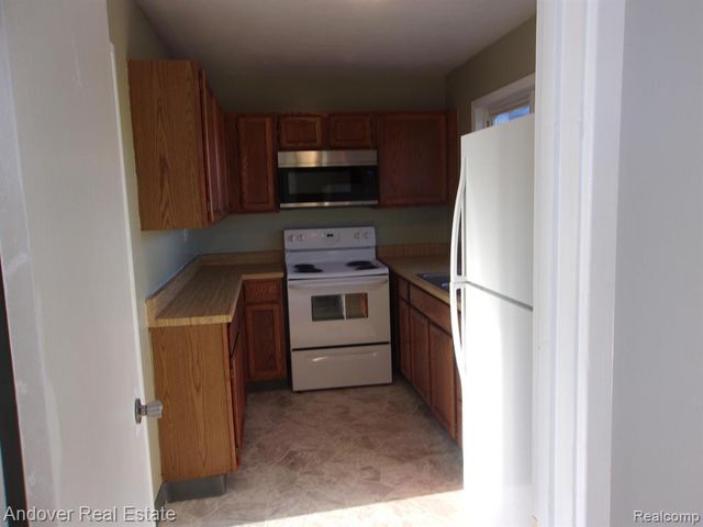 319 Dart Street, Gwinn, MI 49841