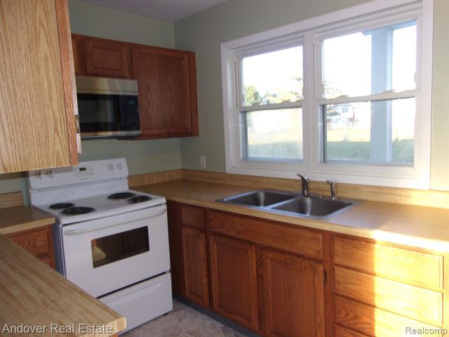 319 Dart Street, Gwinn, MI 49841