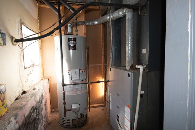 10516 S Avenue L, Chicago, IL 60617