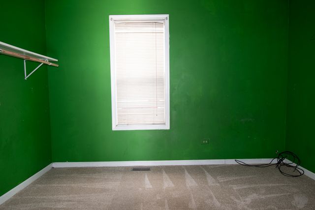 10516 S Avenue L, Chicago, IL 60617