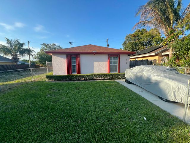 1037 17th Street, West Palm Beach, FL 33407