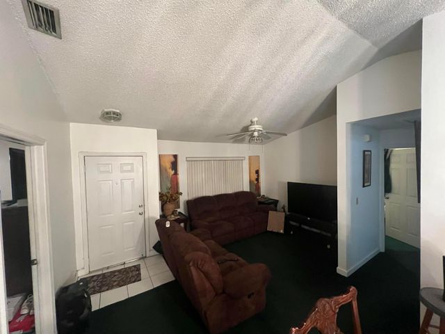 1037 17th Street, West Palm Beach, FL 33407