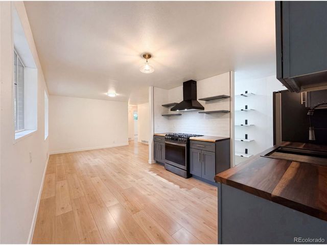 1950 Edgewood Dr, Boulder, CO 80304