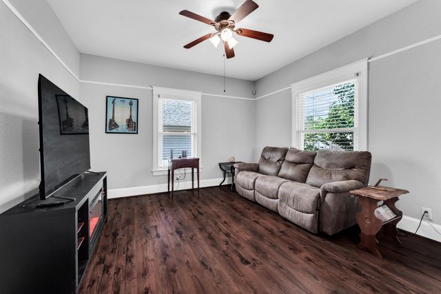 1040 W State Street, Springfield, MO 65806