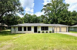 8555 Lawrence Drive, Beaumont, TX 77708