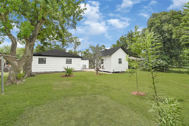 13915 Nitida Street, Houston, TX 77045