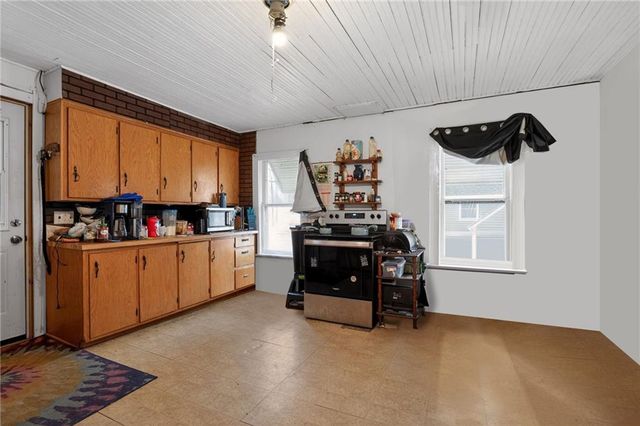 1002 Cora Avenue, Rice Lake, WI 54868