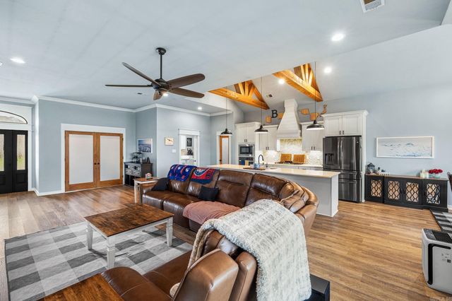 1566 Marquee Circle, Cabot, AR 72023