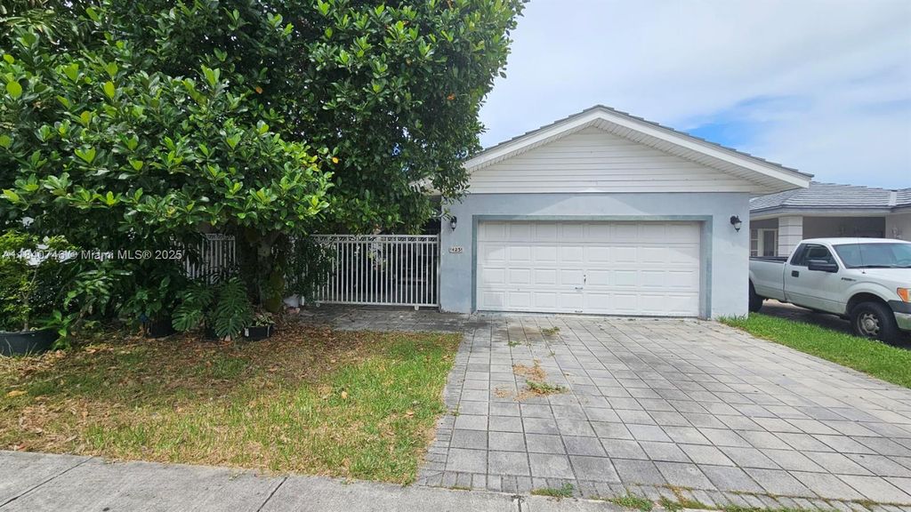 14231 SW 147th Pl, Miami, FL 33196