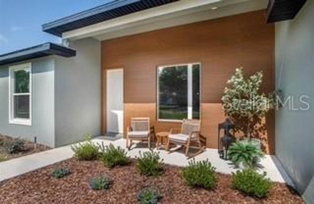 Image 3 of property listing at 5900 SW 112TH PLACE ROAD, Ocala, FL 34476