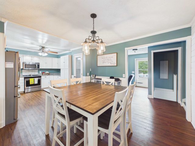105 May Dr., Huntington, WV 25704
