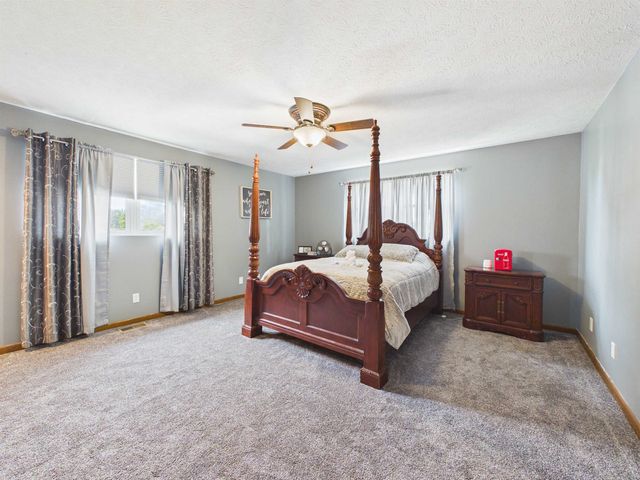 105 May Dr., Huntington, WV 25704