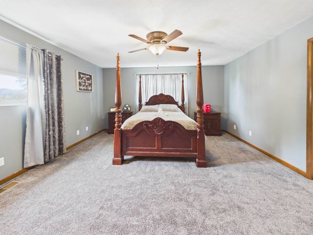 105 May Dr., Huntington, WV 25704