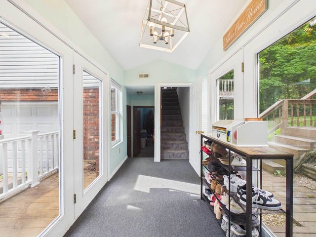 105 May Dr., Huntington, WV 25704