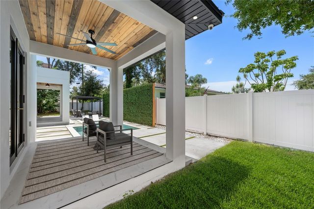 12870 N ARMENIA AVENUE, Tampa, FL 33612