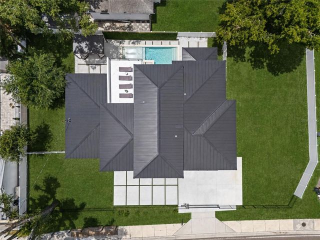 12870 N ARMENIA AVENUE, Tampa, FL 33612