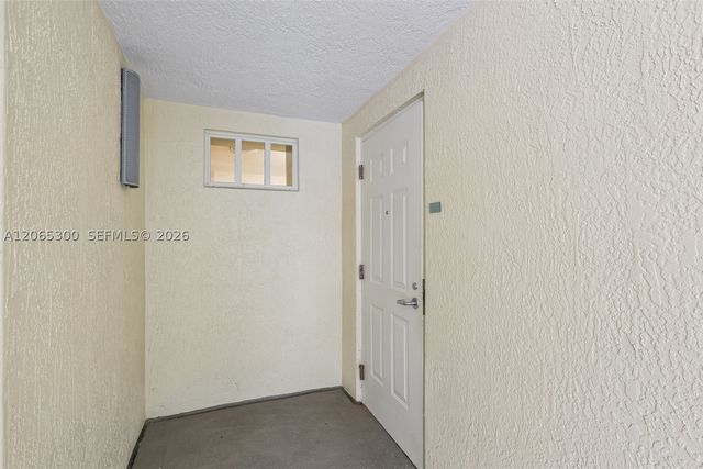 7265 SW 89th St A314, Miami, FL 33156