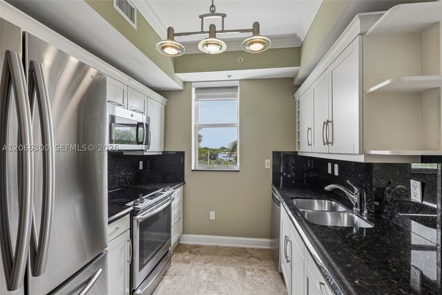 7265 SW 89th St A314, Miami, FL 33156