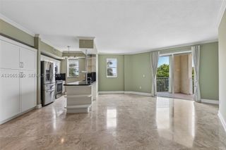 7265 SW 89th St A314, Miami, FL 33156